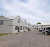 Hello Adelaide Motel  Apartments - Lismore Accommodation