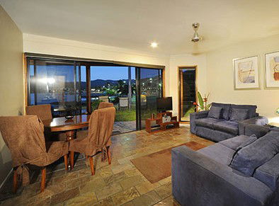 Airlie Waterfront Bed And Breakfast - Lismore Accommodation 4
