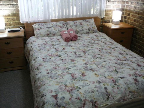 Beachfront Units Merimbula - Lismore Accommodation 5