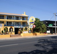 Delfinos Bay Resort - Lismore Accommodation