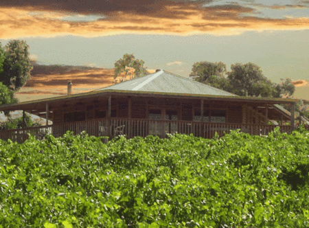 Mclaren Ridge Log Cabins - Lismore Accommodation