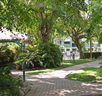 Cairns Beach Resort - Lismore Accommodation