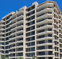 Clubb Coolum Beach - Lismore Accommodation