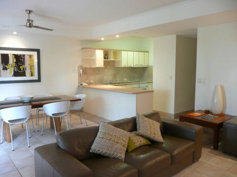 Bermuda Villas - Lismore Accommodation 4