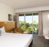 Novotel Cairns Oasis Resort - Lismore Accommodation
