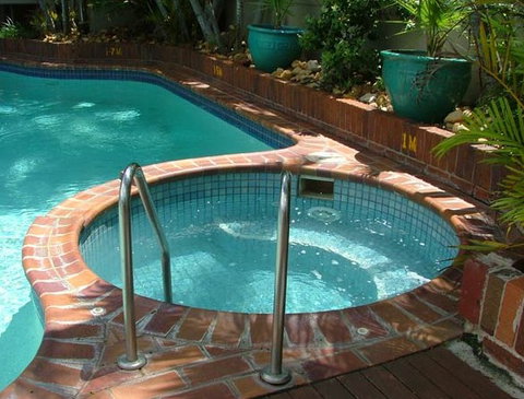 Surfers Del Rey - Lismore Accommodation 1