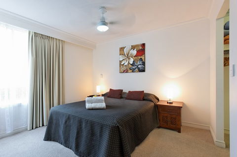 La Grande Apartments Broadbeach - Lismore Accommodation 1