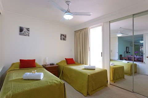 La Grande Apartments Broadbeach - Lismore Accommodation 6
