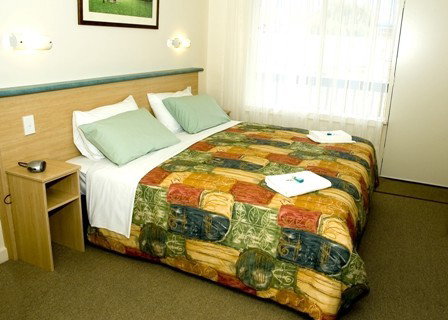 Golden Chain Welcome Inn 277 - Lismore Accommodation 5