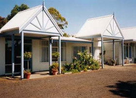 Bridge Motel Newhaven - Lismore Accommodation 0