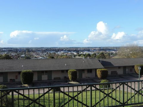 Lakes Resort Mount Gambier - Lismore Accommodation 1