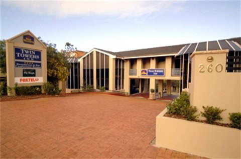 Twin Towers Inn - Lismore Accommodation 0