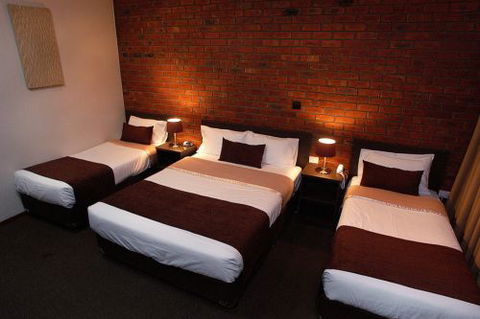 Ploughmans Motor Inn - Lismore Accommodation 2