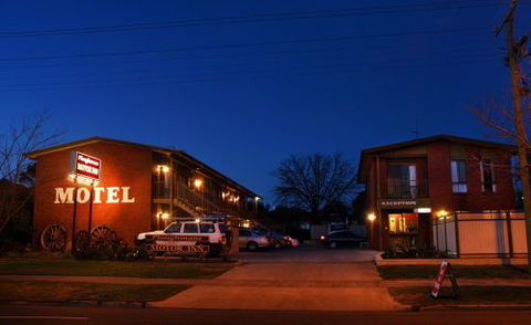 Ploughmans Motor Inn - Lismore Accommodation 3