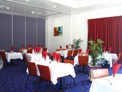 Country Roads Motor Inn Dysart - Lismore Accommodation 2