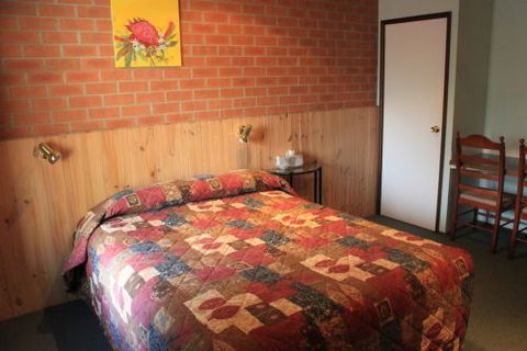 Catalina Motel Lake Macquarie - Lismore Accommodation 1