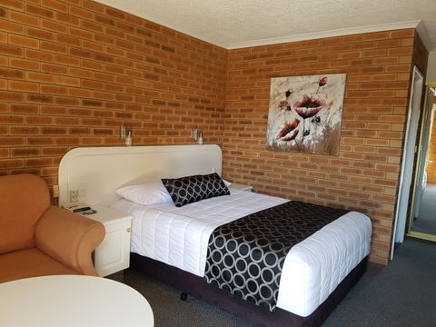 Cousins Motor Inn - Lismore Accommodation 7