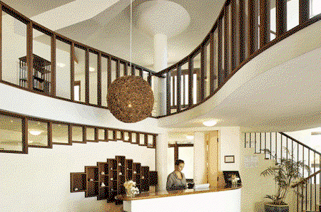 Beach Hotel Resort - Lismore Accommodation 2