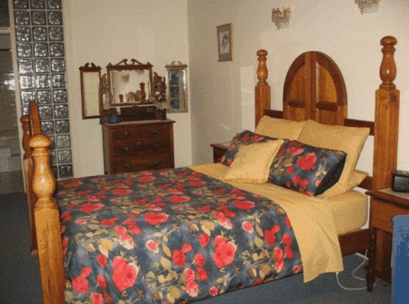 Cedars Indulgence Retreat - Lismore Accommodation