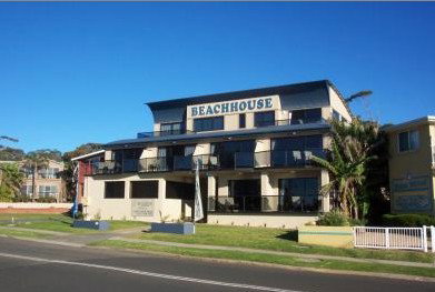 Beach House Mollymook - Lismore Accommodation 0
