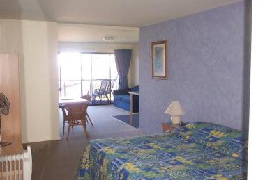 Beach House Mollymook - Lismore Accommodation 1