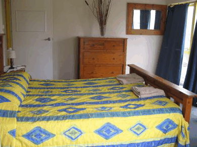 Sunset Court Holiday Apartments - Lismore Accommodation 3
