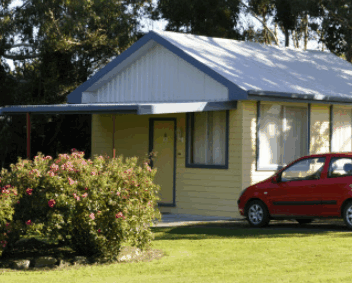 Sharonlee Strahan Villas - Lismore Accommodation 0