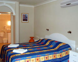 Villa Capri Rockhampton - Lismore Accommodation 2