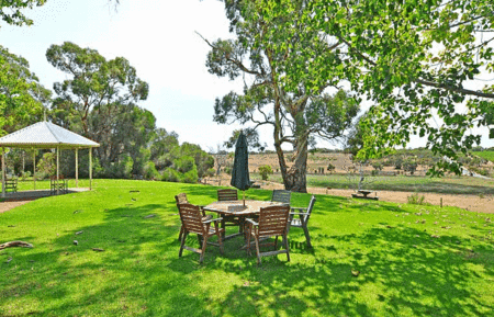 Currency Creek Winery - Lismore Accommodation 1