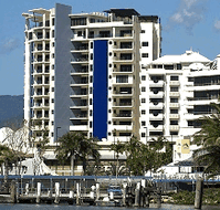 Jack And Newell Cairns Holiday Apartments - Lismore Accommodation