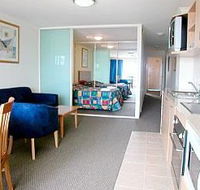 The Entrance Waldorf Apartments - Lismore Accommodation