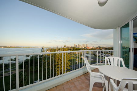 Crystal Bay Resort - Lismore Accommodation 1