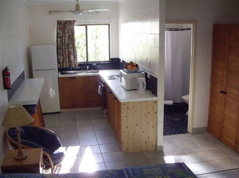 Ti Tree Holiday Apartments - Lismore Accommodation 1