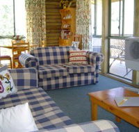 Myrtle Creek Cottages - Lismore Accommodation
