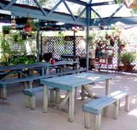 Kinnon amp Co Outback Lodges  - Lismore Accommodation