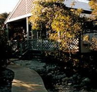 Dolphin Chalet - Lismore Accommodation