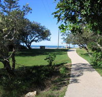 Raintrees On Moffat Beach - Lismore Accommodation