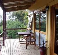 Henry's Retreat - Lismore Accommodation