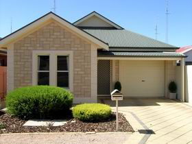 Kadina Luxury Villas - Lismore Accommodation 0