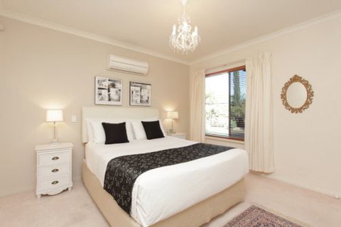 Tea Tree Manor - Lismore Accommodation 0