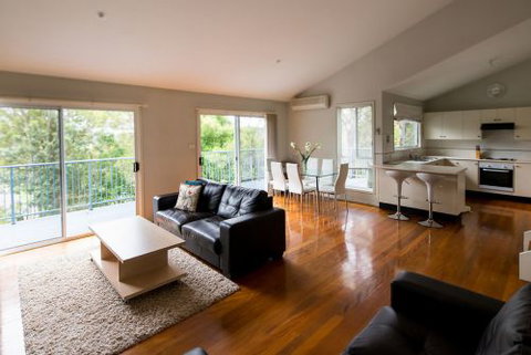 The Lake Limo - Lismore Accommodation 1