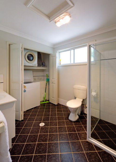 The Lake Limo - Lismore Accommodation 7