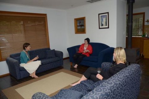 Dune Hideaway - Lismore Accommodation 4