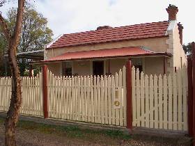Getaway Cottage - Lismore Accommodation 0