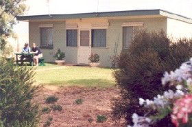 Oaklands Cottage - Lismore Accommodation 0