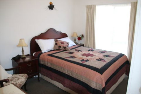 Donkey Tales Farm Cottages - Lismore Accommodation 3