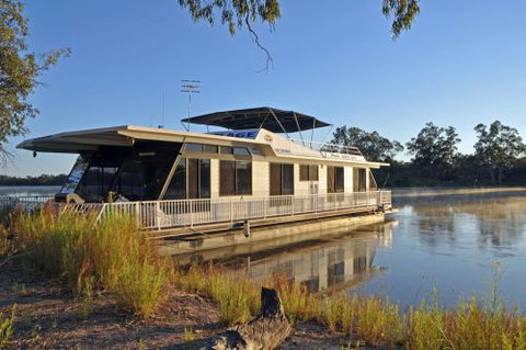 Houseboat Heaven - Lismore Accommodation 0