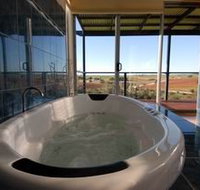 Misty Rose Barossa Chalets - Lismore Accommodation