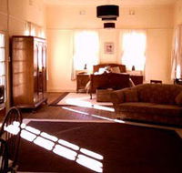 Old Parkes Convent - Lismore Accommodation