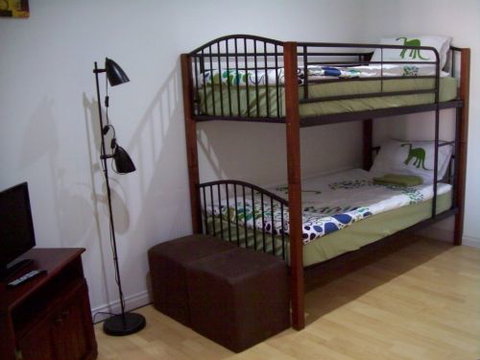 Potch & Colour - Lismore Accommodation 1